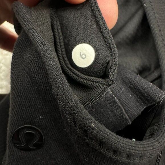 Lululemon Black Scoop Neck T-Back Tank - Picture 3 of 9